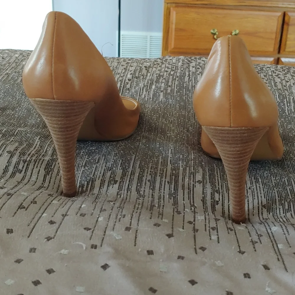 Marc Fisher Samelia heels - Picture 4 of 5